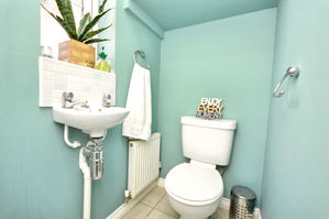 Downstairs W.C- click for photo gallery